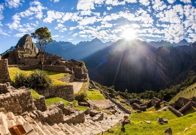 Tour Machu Picchu en Tren - Cusco Tours